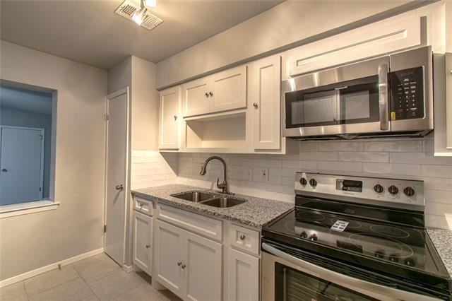1713 Janice Dr - Photo 4 of 32