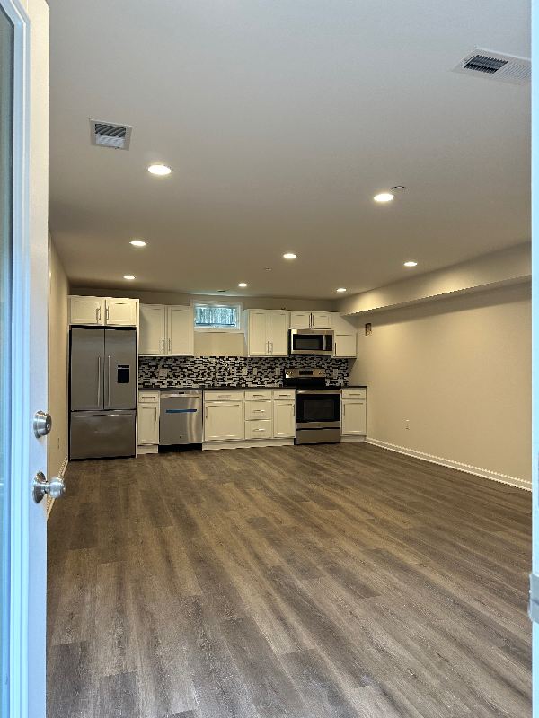 4424 Brandywine St Nw #B - Photo 2 of 12