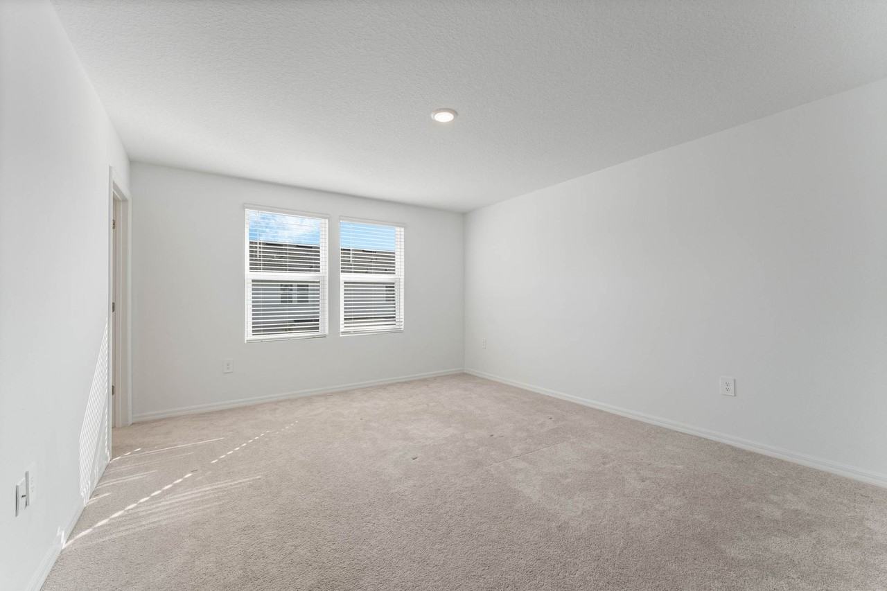 1281 Axel Graeson Ave - Photo 7 of 15