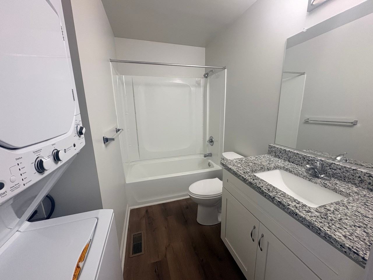 4 Bainbridge Ave #B - Photo 2 of 12