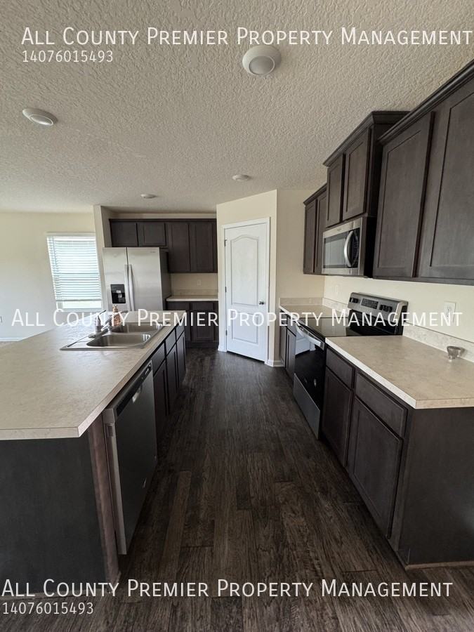 11272 Sheepshead Ln - Photo 3 of 16