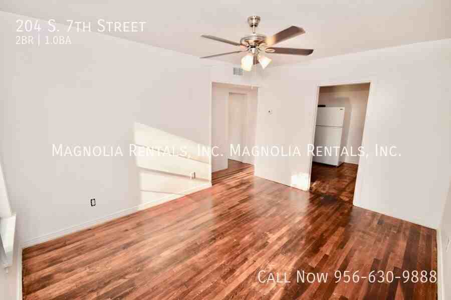 204 S 7th St - Photo 2 of 14