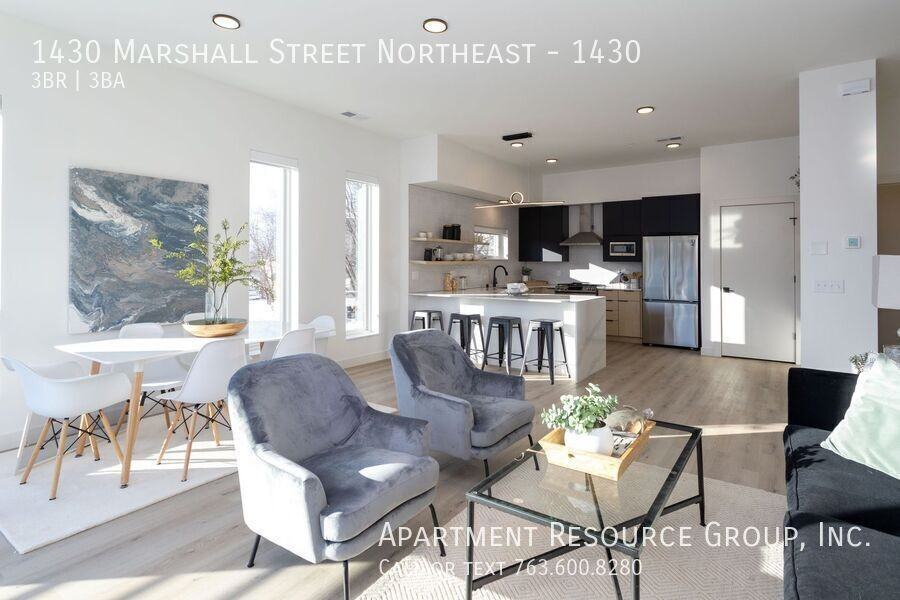 1430 Marshall St Ne #1430 - Photo 3 of 21