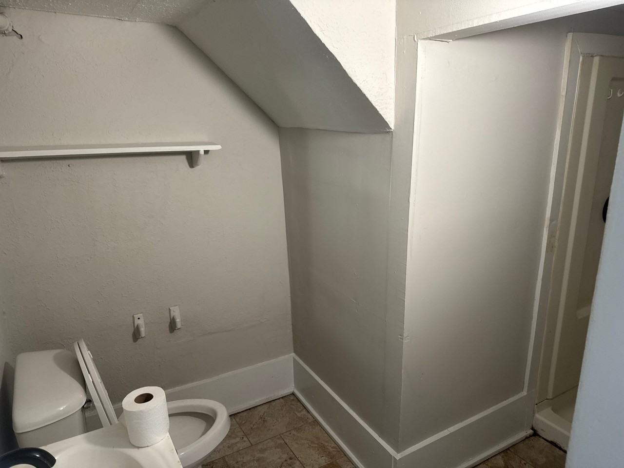 109 Elm St #2 - Photo 7 of 8