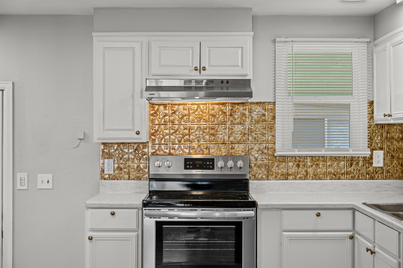4570 W Center Ave - Photo 4 of 42