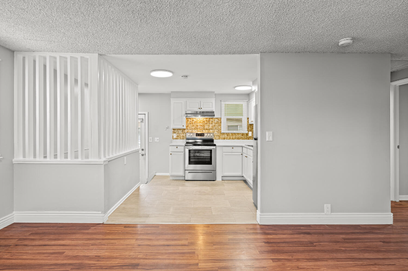 4570 W Center Ave - Photo 5 of 42