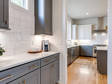 2018 10th Ave S - Photo 4 of 28