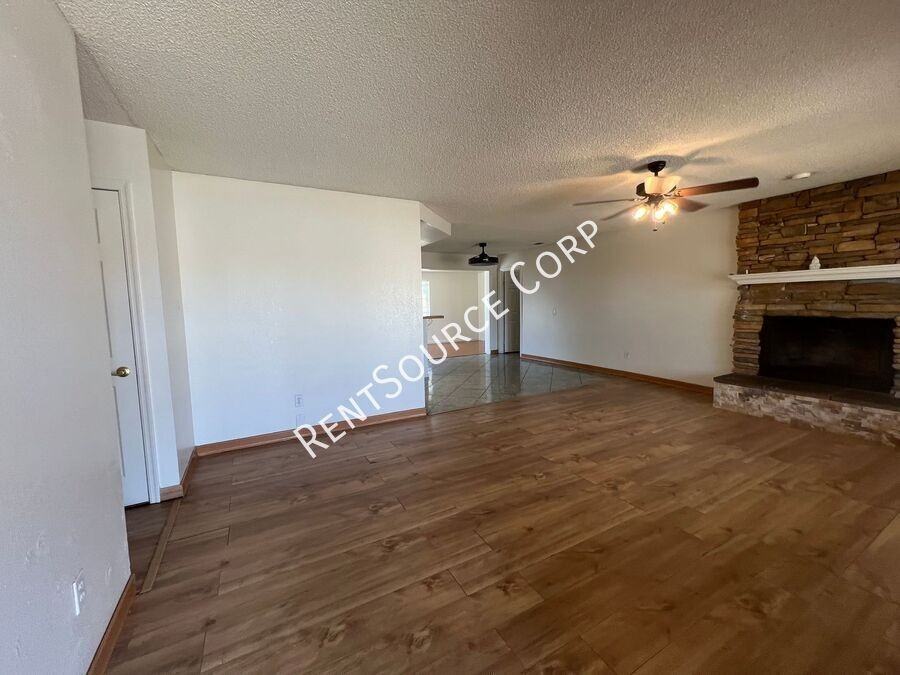 800 Armory Rd - Photo 4 of 23