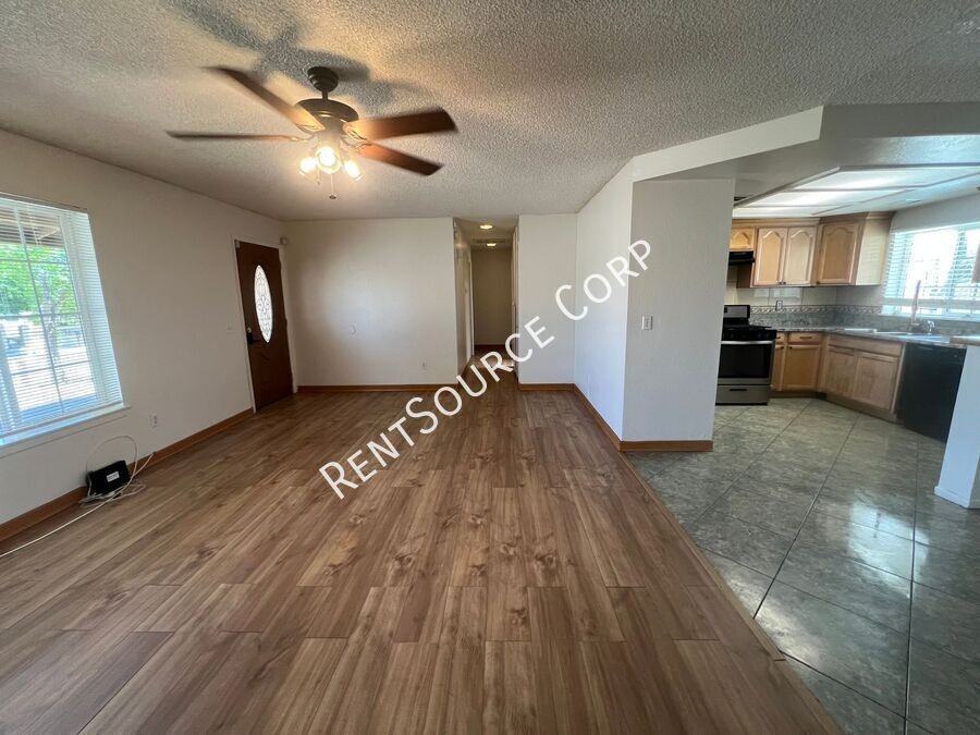 800 Armory Rd - Photo 6 of 23