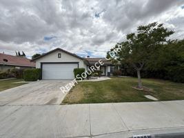 featured image of 2832 W Pillsbury St