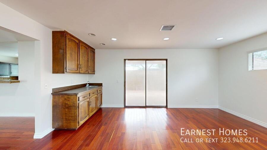 17155 Donmetz St - Photo 5 of 25