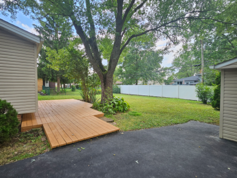 8376 Priem Rd - Photo 3 of 20