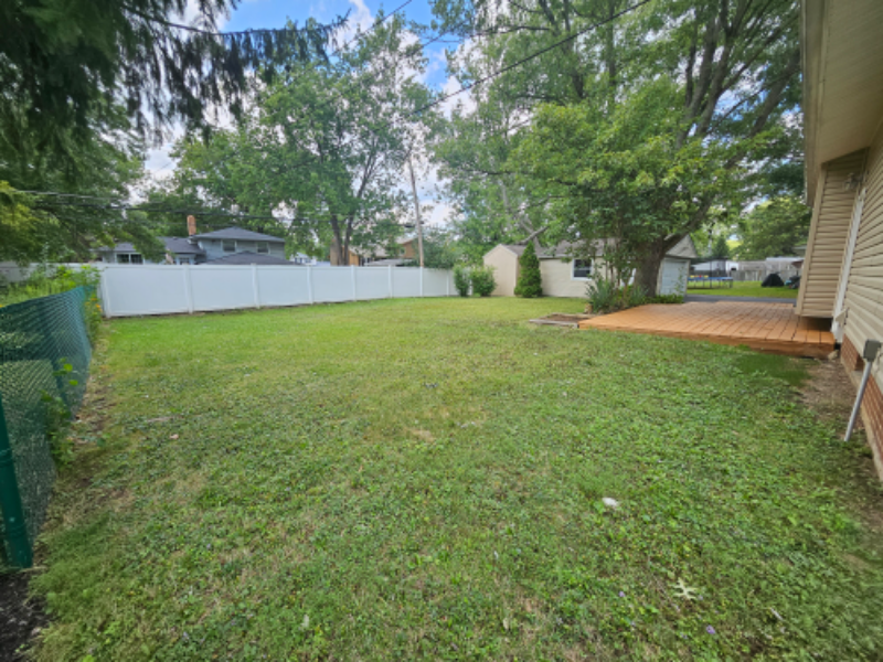 8376 Priem Rd - Photo 5 of 20