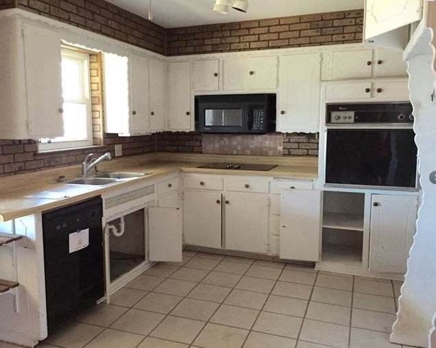 821 Briarlane Rd - Photo 3 of 5