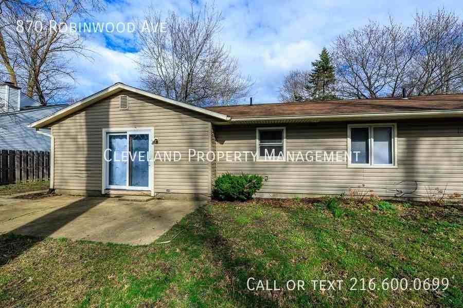 870 Robinwood Ave - Photo 4 of 27