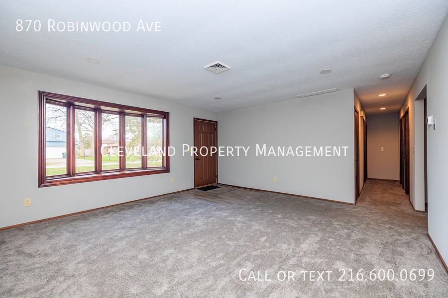 870 Robinwood Ave - Photo 6 of 27