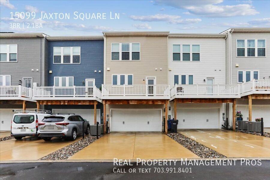 15099 Jaxton Square Ln - Photo 3 of 40