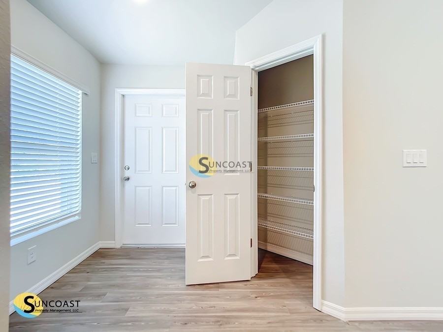 27085 Partin Dr - Photo 7 of 19