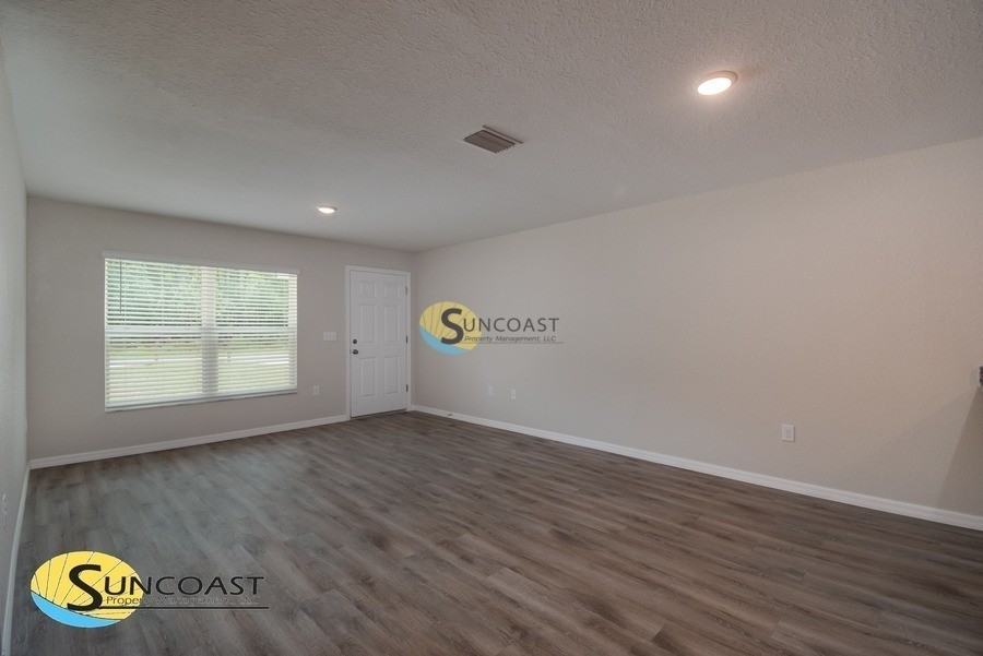 9337 N Mendoza Way - Photo 4 of 14