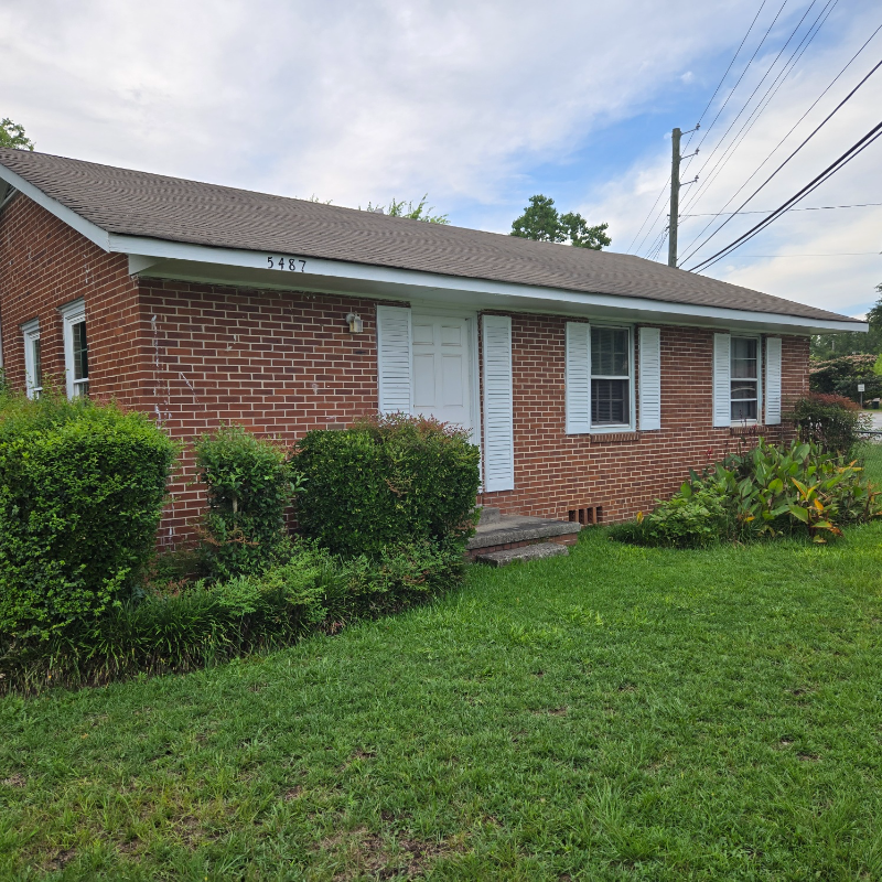 5487 Bloomfield Rd - Photo 4 of 8