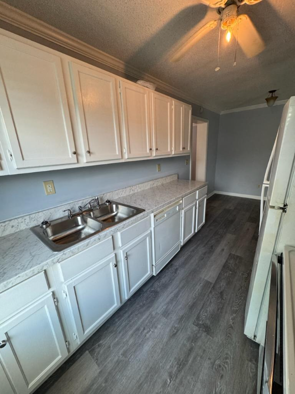 5487 Bloomfield Rd - Photo 5 of 8