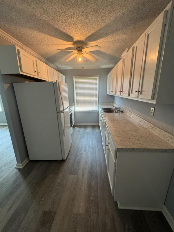 5487 Bloomfield Rd - Photo 6 of 8