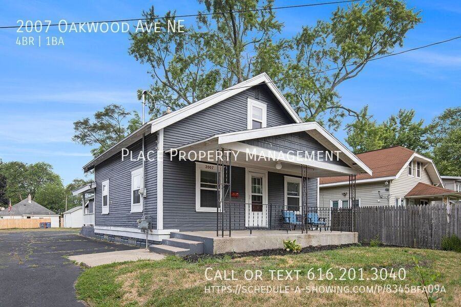 2007 Oakwood Ave Ne - Photo 6 of 24