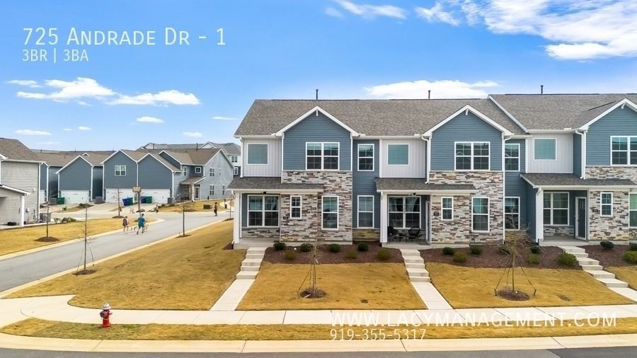 725 Andrade Dr - Photo 3 of 34