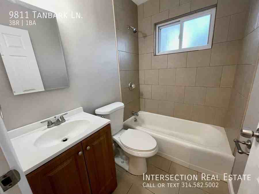 9811 Tanbark Ln - Photo 7 of 17