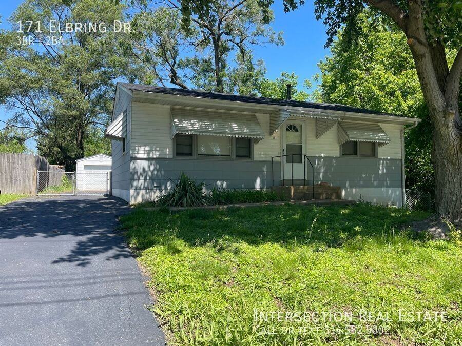171 Elbring Dr - Photo 3 of 18