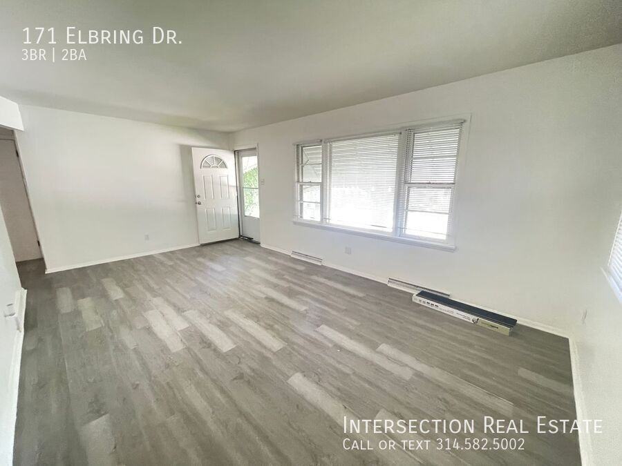 171 Elbring Dr - Photo 5 of 18
