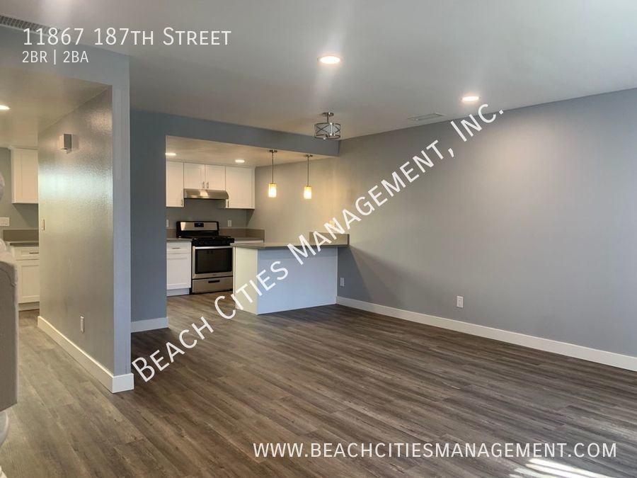 11867 187th St #11867 - Photo 4 of 43