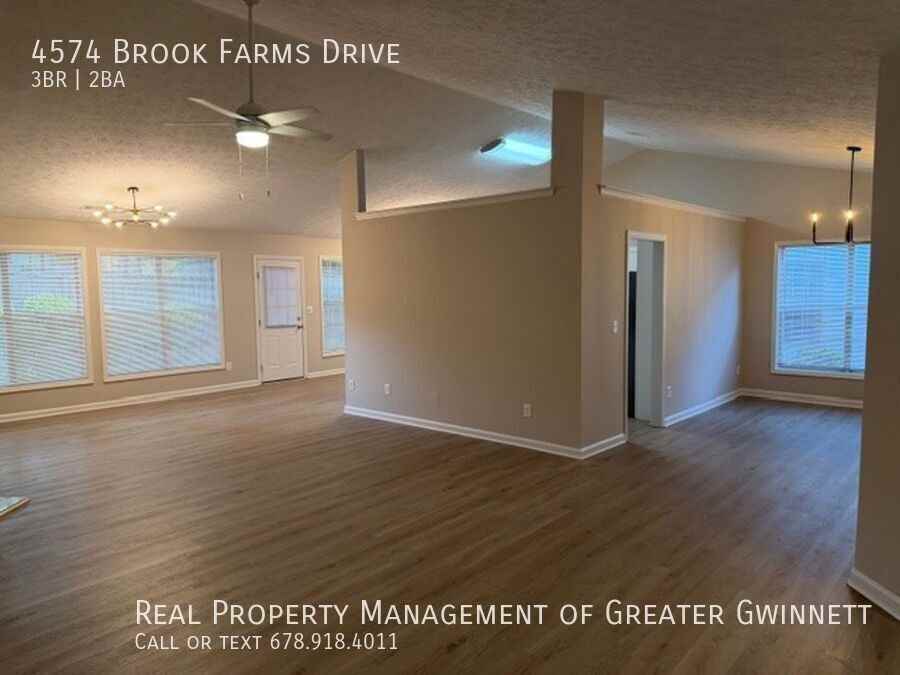 4574 Brook Farms Dr - Photo 3 of 13