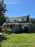 featured image of 721 S Frederick St #A