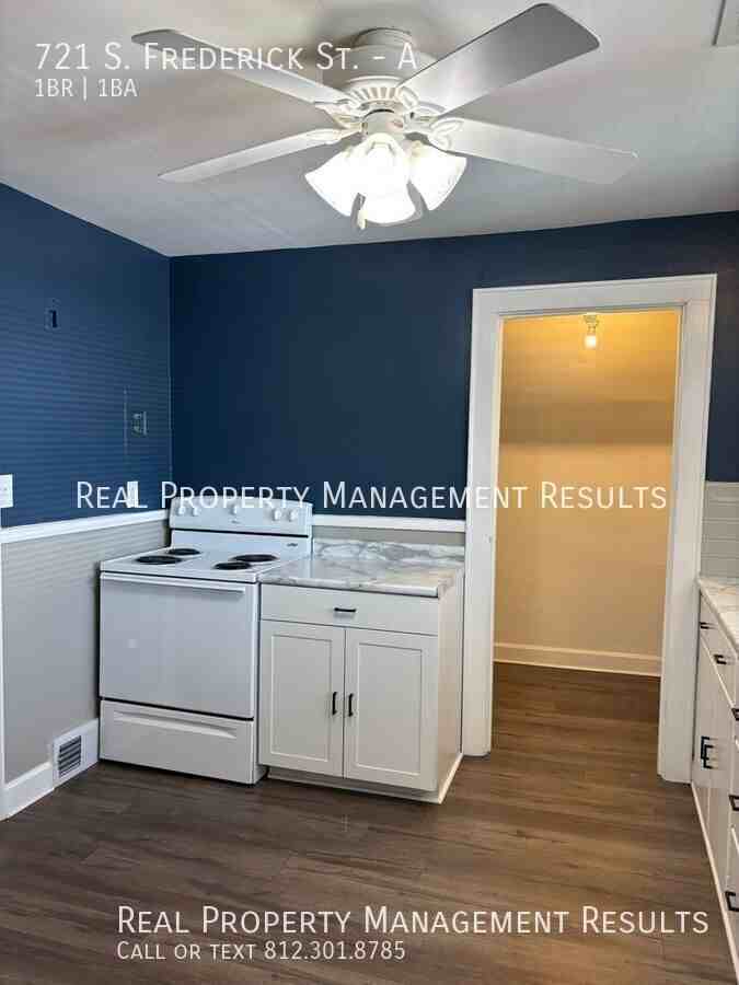 721 S Frederick St #A - Photo 6 of 11