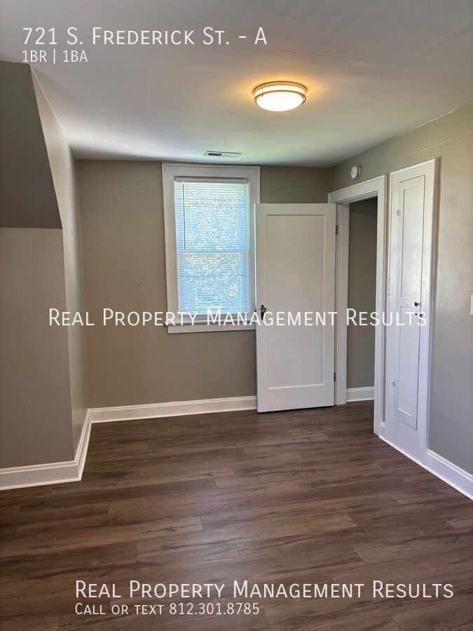 721 S Frederick St #A - Photo 7 of 11