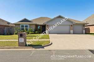 featured image of 10512 Se 25th St