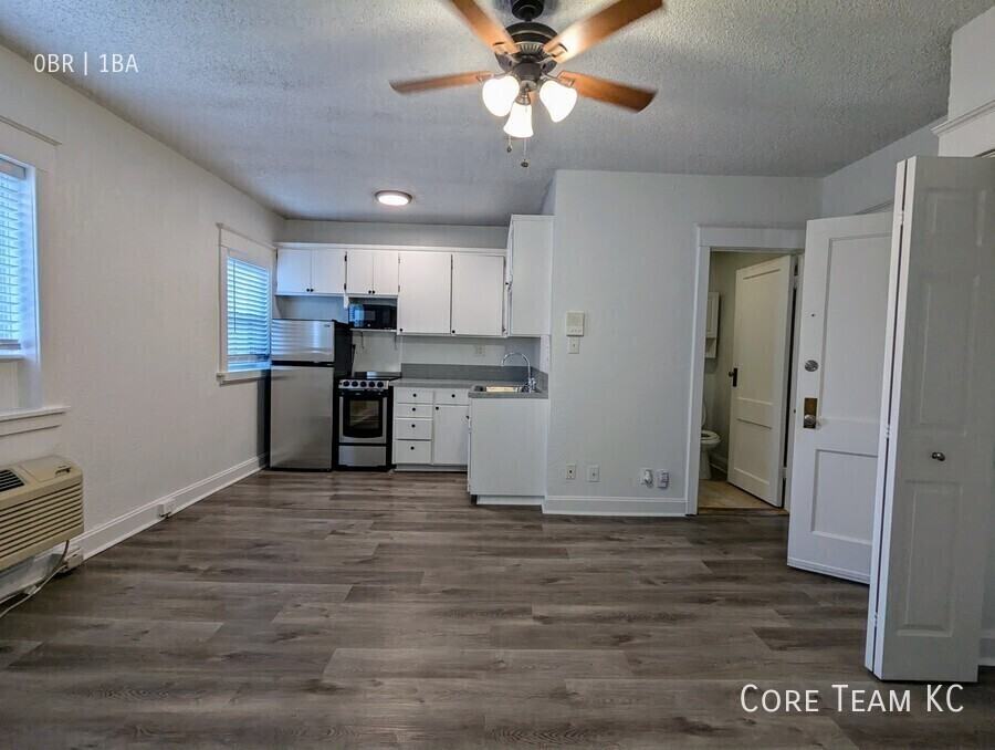 3433 Central St #205 - Photo 2 of 9