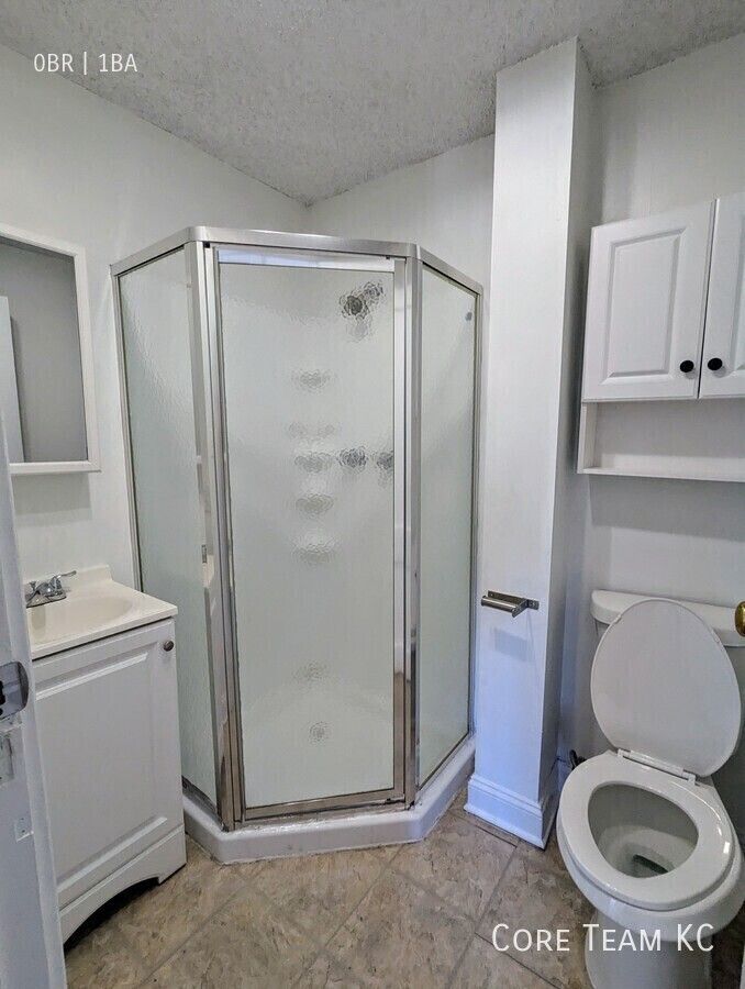 3433 Central St #205 - Photo 5 of 9