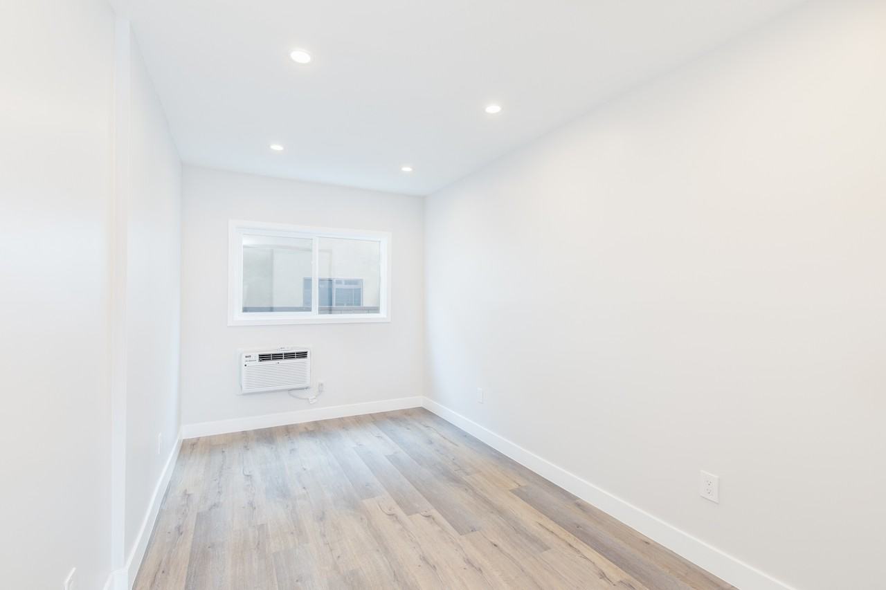 3872 Bentley Ave #C - Photo 4 of 11