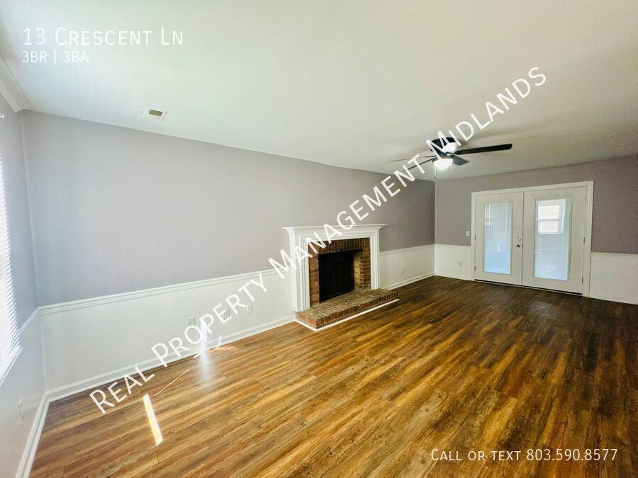 13 Crescent Ln - Photo 3 of 17