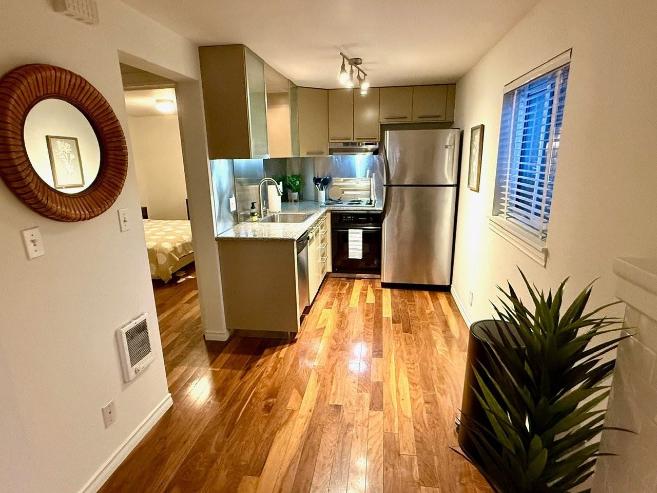 1012 W 9th Ave #7 - Photo 7 of 15