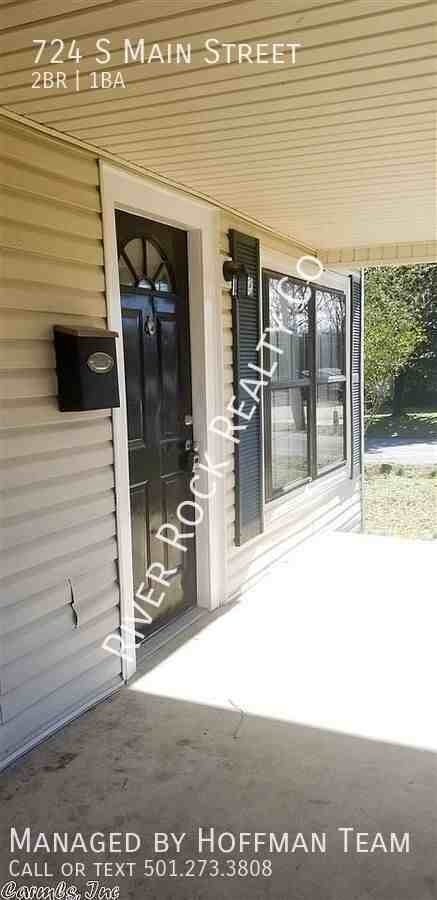 724 S Main - Photo 3 of 22