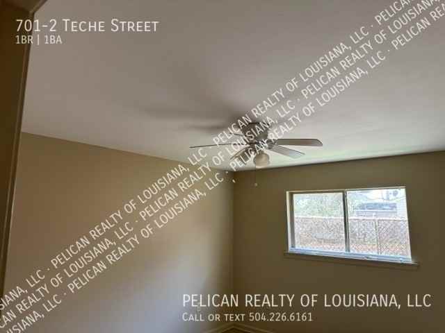 701 Teche St Apt 2 - Photo 5 of 7