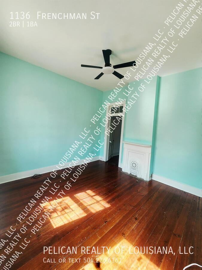 1136 Frenchmen St - Photo 2 of 8