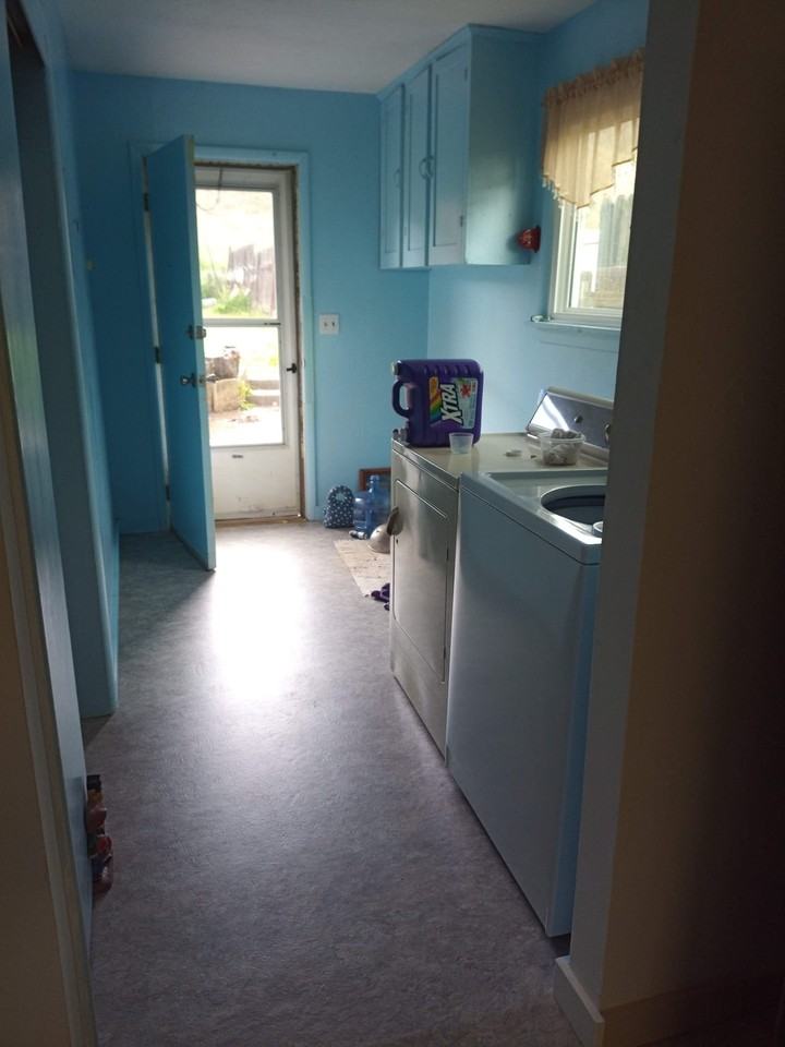 520 Ryan St - Photo 3 of 8