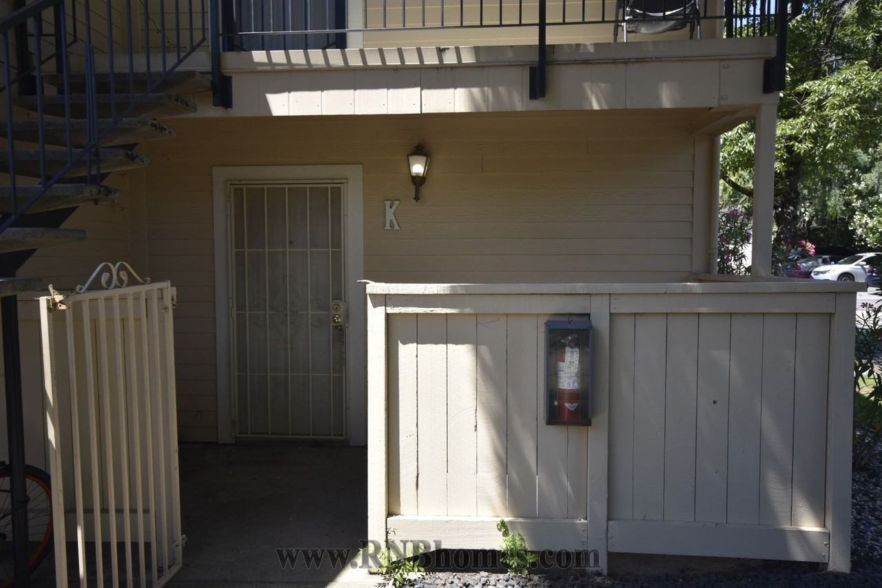 7445 Auburn Oaks Ct #K - Photo 2 of 14