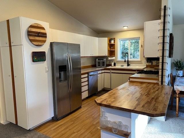 1955 Ne 12th St - Photo 5 of 8