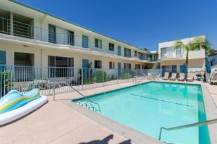 1041 20th St #J - Photo 1 of 1