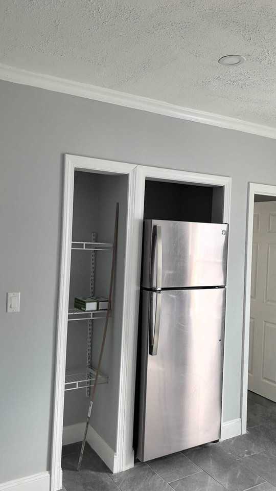 13 Center St #1 - Photo 4 of 5